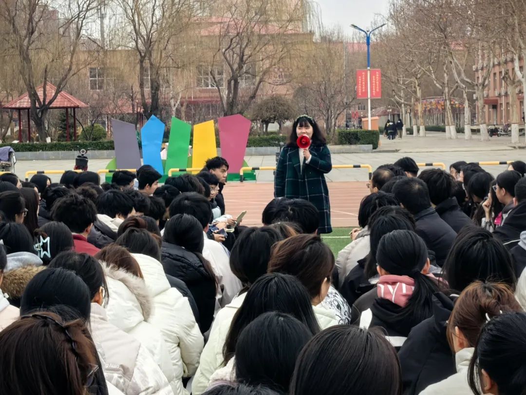 探索職業(yè)航道，校準人生羅盤