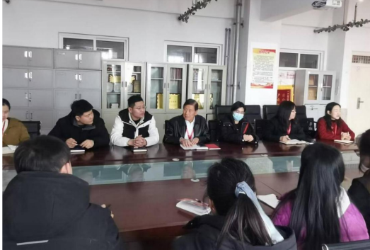 從嚴(yán)從細(xì)從實(shí)——我?；鶎狱h支部組織生活會(huì)扎實(shí)有序開展