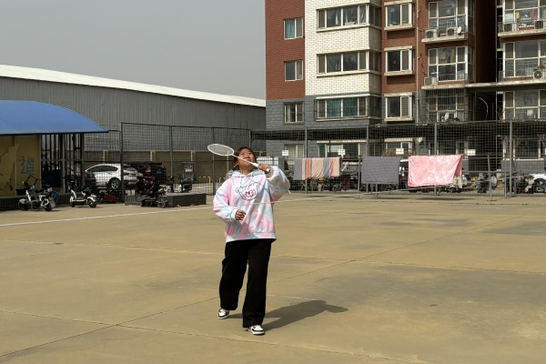 經(jīng)濟學(xué)院羽毛球選拔賽圓滿落幕，校賽征程正式開啟