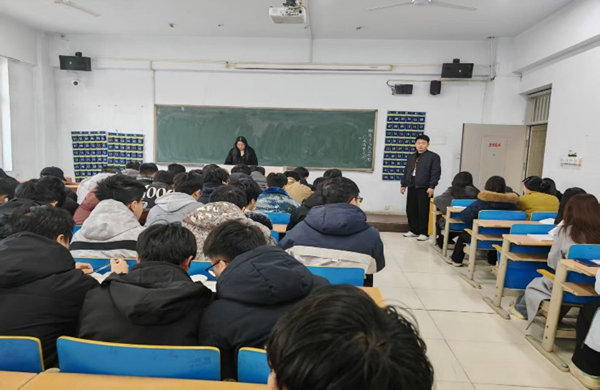 學(xué)風(fēng)建設(shè)|保定理工學(xué)院|管理學(xué)院|點(diǎn)燃學(xué)風(fēng)引擎，驅(qū)動(dòng)成長(zhǎng)航程