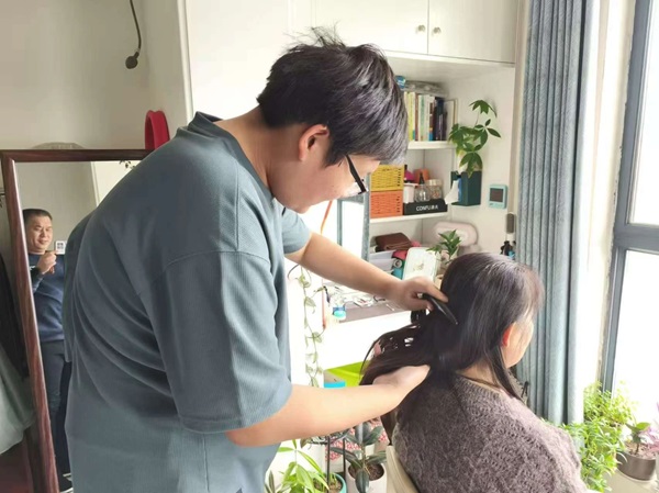 孝老愛親（八）|保定理工學院|管理學院|傳承美德，學生在行動