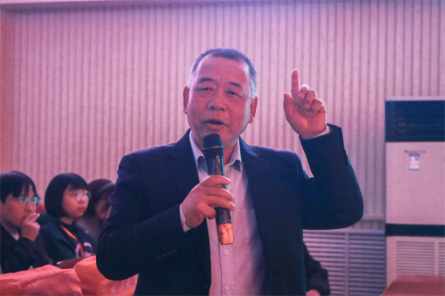 燃我青春 強我國防——《人民的軍隊·音樂國防課》走進保定理工學院