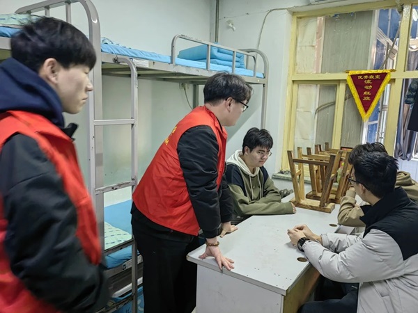 黨建引領|保定理工學院|管理學院|傳承紅色基因，踐行雷鋒精神