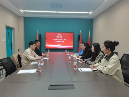 聚焦人才培養(yǎng)方案 藝術(shù)教育同研共進(jìn) ——保定理工學(xué)院藝術(shù)學(xué)院赴河北美術(shù)學(xué)院