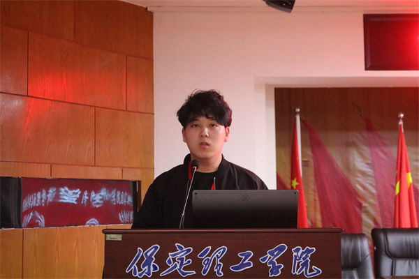 以榜樣之光，照亮奮進之路——經(jīng)濟學院學風建設標兵頒獎儀式圓滿結(jié)束