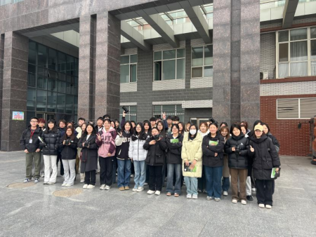 光影交織 逐夢影像 基礎攝影綜合實驗項目順利開展