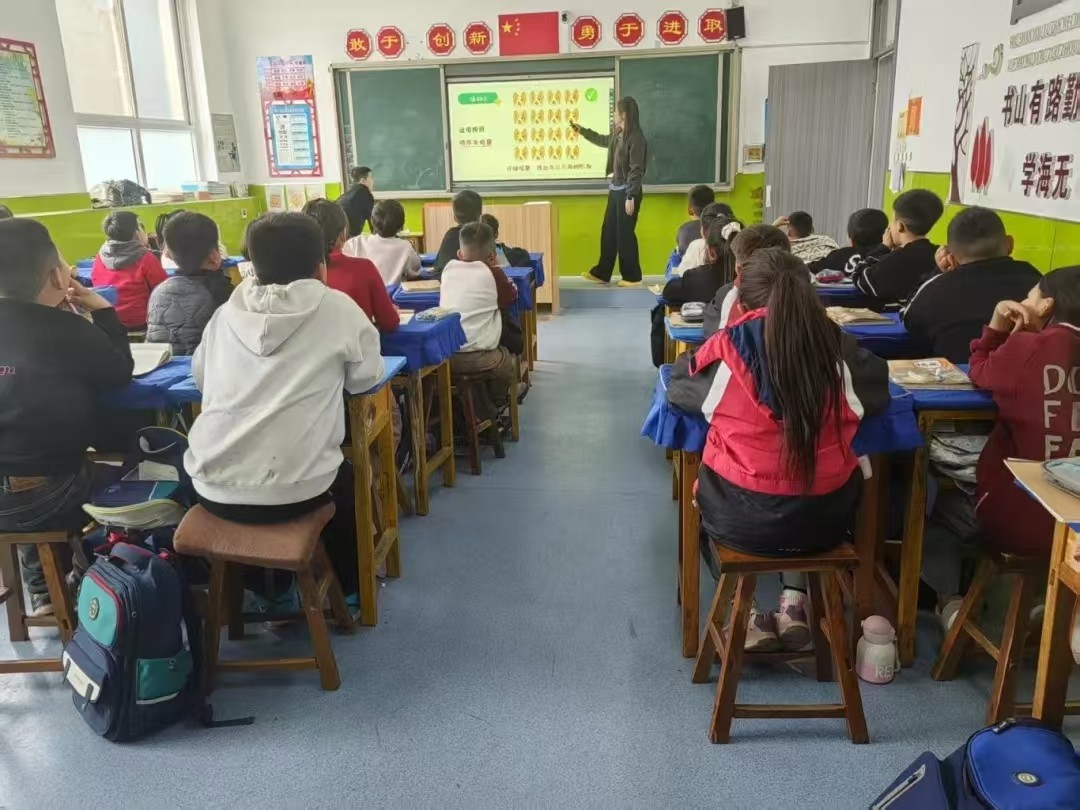 走進(jìn)大莊小學(xué)，激發(fā)語(yǔ)言學(xué)習(xí)熱情——普通話推廣活動(dòng)