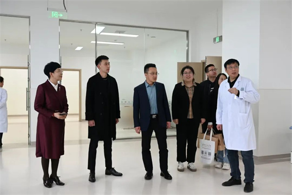 【基地賦能，人才共育】保定理工學(xué)院康復(fù)醫(yī)學(xué)院與河北東籬集團(tuán)教學(xué)實(shí)習(xí)基地簽約揭牌儀式圓滿舉行