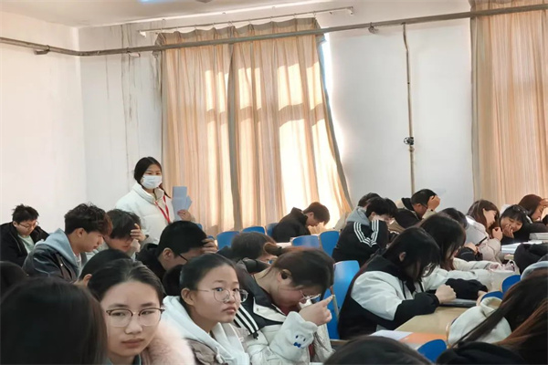 “三進”新程啟，學態(tài)更整齊