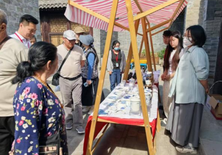 匠心非遺煥新顏 校館聯(lián)袂啟新篇 ——保定理工學(xué)院非遺手工市集燃動淮軍公所博物館