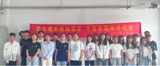筑牢安全防線，共筑平安校園