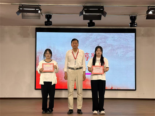 “青春風(fēng)采，五四之光”主題演講活動