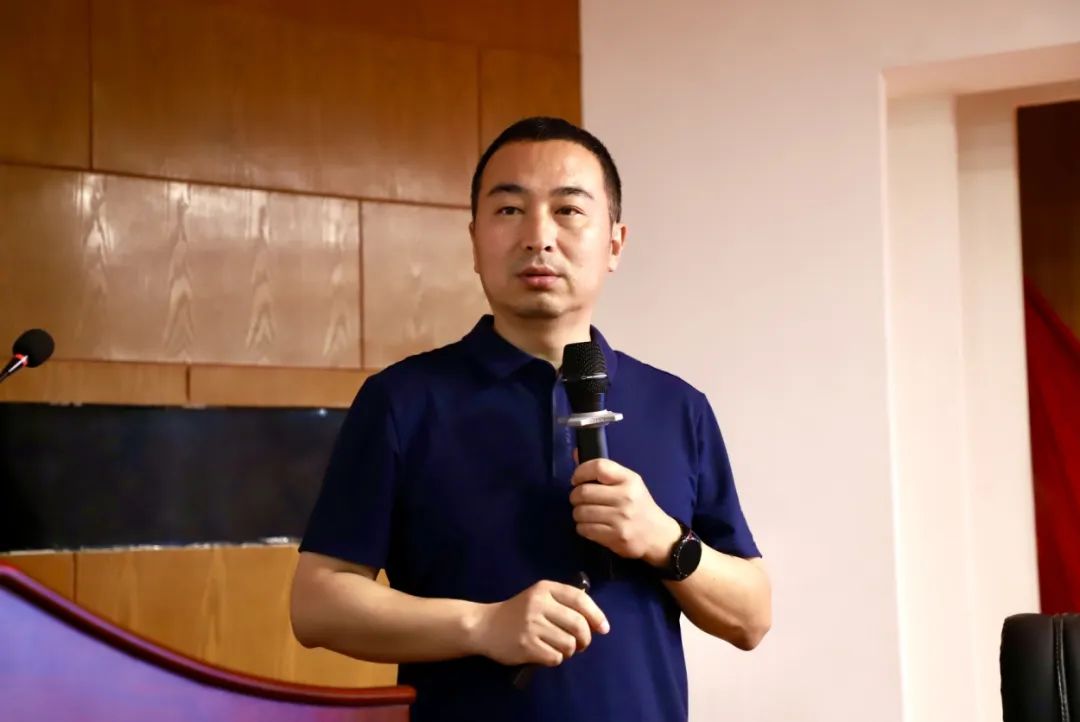 宣講燃軍夢，青春筑國防—保定理工學院征兵宣傳進校園