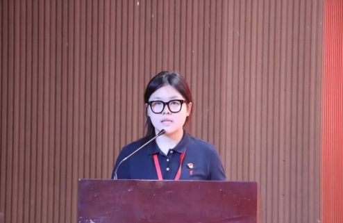 勞礪心智展風(fēng)采  競逐學(xué)識樹標兵--“勞礪心智，踐促成長”知識競賽活動