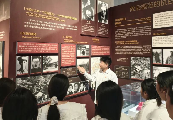 探秘千年文脈，共赴文化之約———會計(jì)學(xué)院師生赴保定市博物館開展沉浸式研學(xué)
