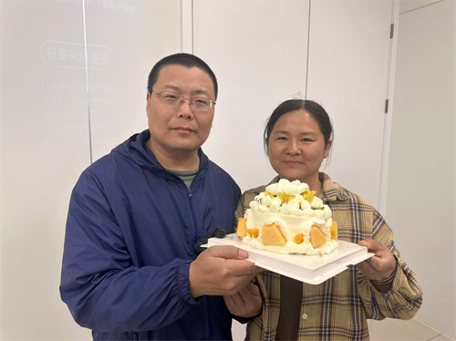 校園尋跡承師韻，家校同銘畢業(yè)情