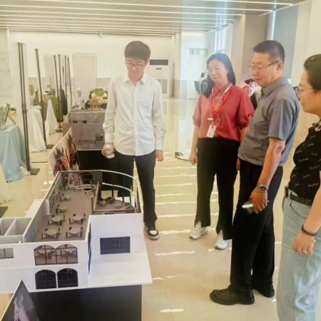 “家校藝站，共赴新程”藝術(shù)學院2025屆畢業(yè)典禮暨家長接待日圓滿舉行