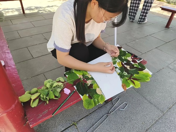 體驗式教育|保定理工學院|管理學院|創(chuàng)意勞動課助力無煙校園與文明出行建設(shè)