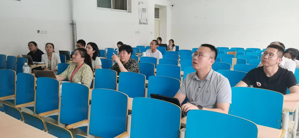 砥礪奮進(jìn)展風(fēng)采，凝“新”聚力向未來——學(xué)院成功舉辦新教師試講活動