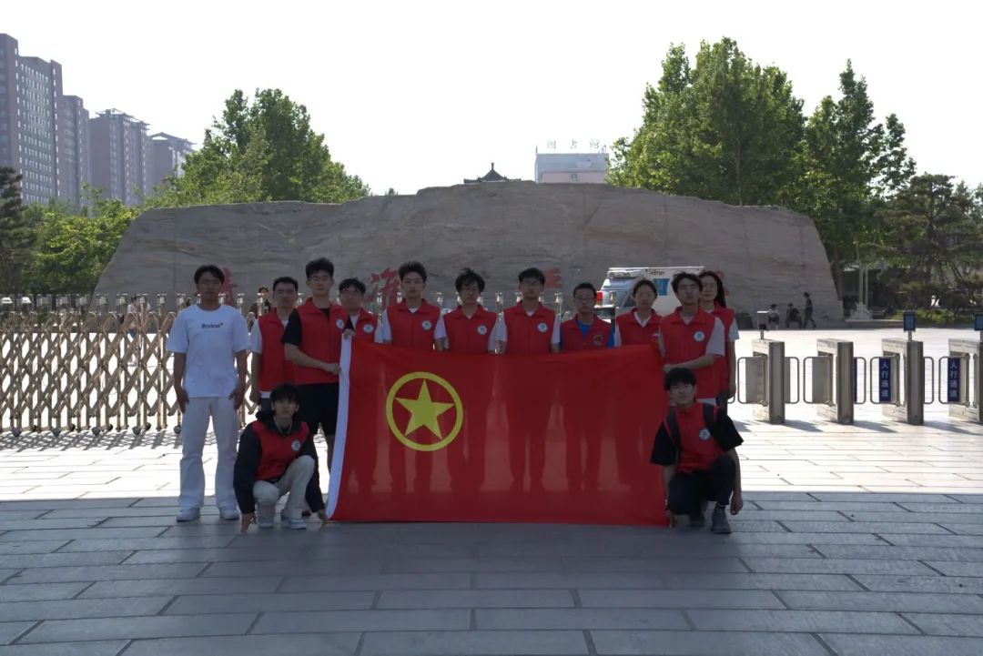 踐青春志愿行 ?繪古街新風(fēng)貌 ——我院西大街志愿服務(wù)順利開展